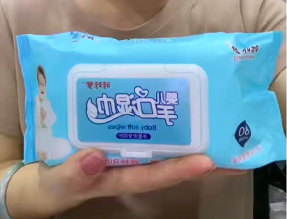 婴儿湿巾80抽大包